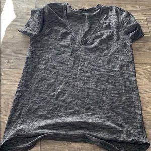 Women’s - Lululemon grey v neck